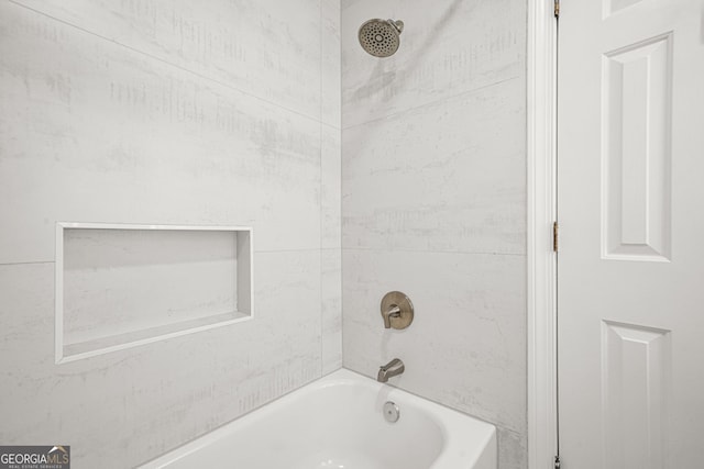 2878 Heather Row Rdg SW, Lilburn, GA 30047 - full bathroom featuring  shower combination
