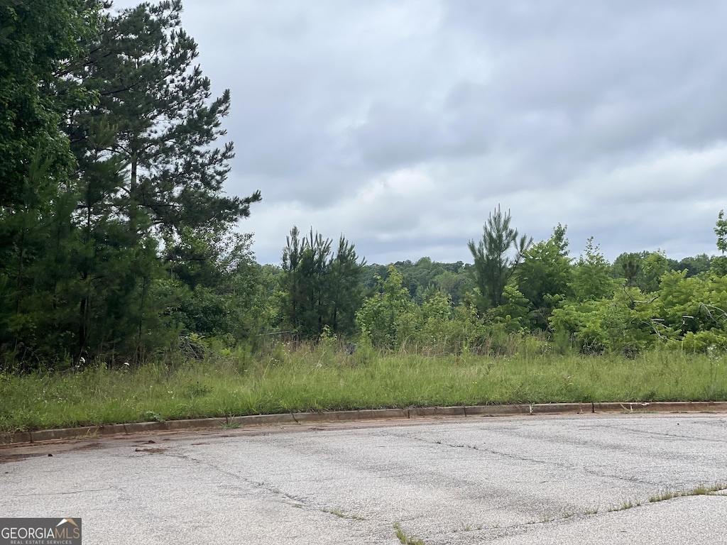110 Howard Dr, Lagrange, GA 30240