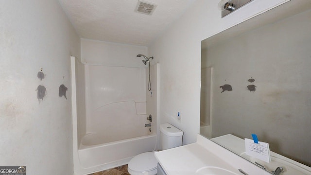 176 Silver Fox Trl, Dallas, GA 30157 - bathroom with toilet, vanity, and shower / bath combination