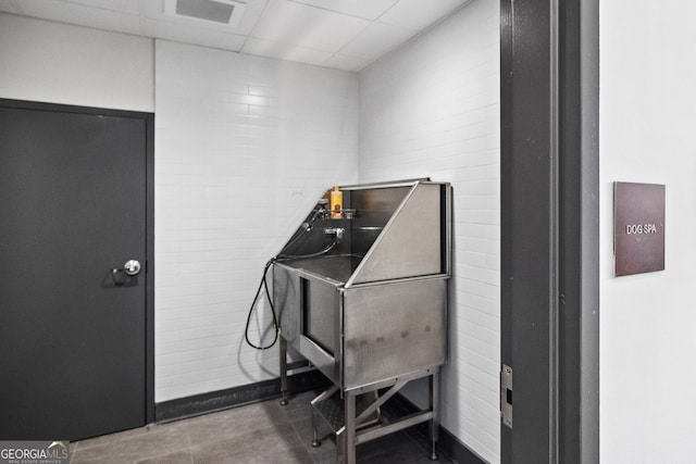 112 Rogers St NE Unit 304, Atlanta, GA 30317 - miscellaneous room with pet washing area