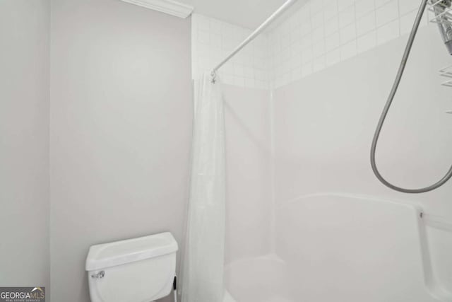 220 Chinkapin Cir SW, South Fulton, GA 30311 - bathroom featuring a shower with shower curtain