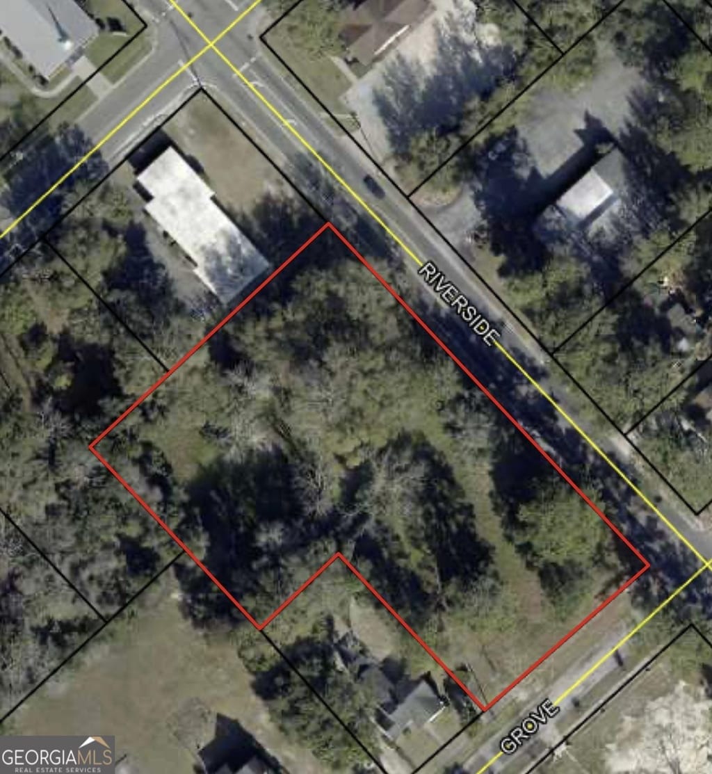 301 Riverside Dr, Waycross, GA 31501
