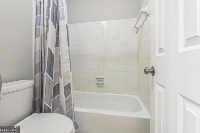 1005 Peachtree Forest Ter, Peachtree Corners, GA 30092 - bathroom with toilet and shower / bath combination with curtain