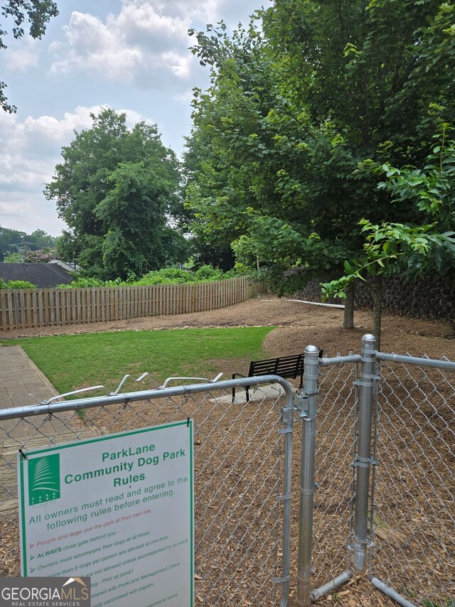 2479 Peachtree Rd NE Unit 902, Atlanta, GA 30305 - view of yard featuring a gate