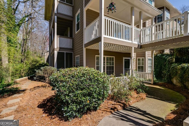 2135 N Forest Trl, Atlanta, GA 30338 - back of property with covered porch