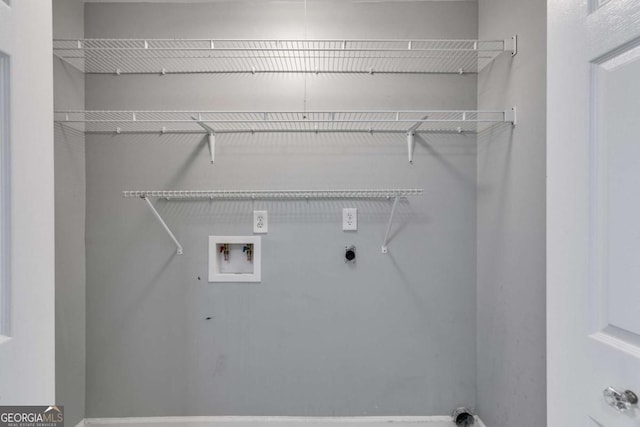 2135 N Forest Trl, Atlanta, GA 30338 - laundry room with electric dryer hookup and washer hookup