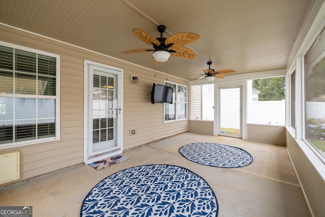 3338 Gardenside Walk, Loganville, GA 30052 - unfurnished sunroom with ceiling fan