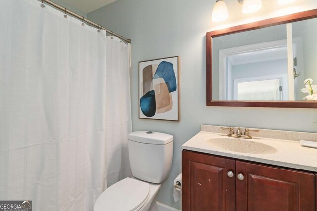 935 Old Loganville Rd, Loganville, GA 30052 - full bath featuring vanity and a shower with curtain