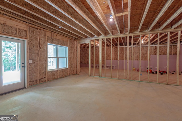 319 Beaconsfield Dr, Sharpsburg, GA 30277 - view of below grade area
