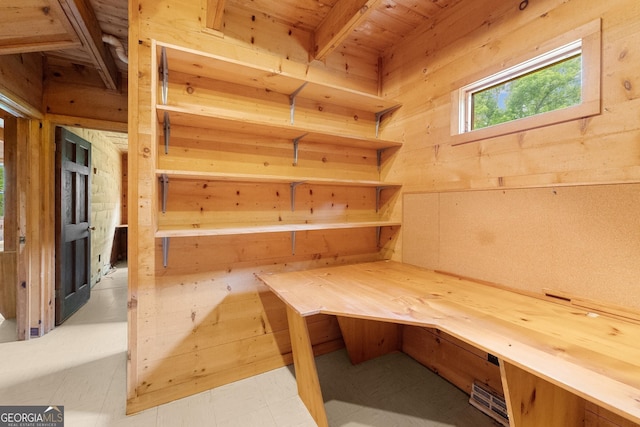 966 Wahoo Creek Rd, Murrayville, GA 30564 - storage with a sauna / steam room