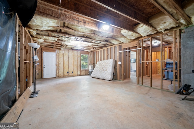 135 Pinewood Cir, Colbert, GA 30628 - view of basement