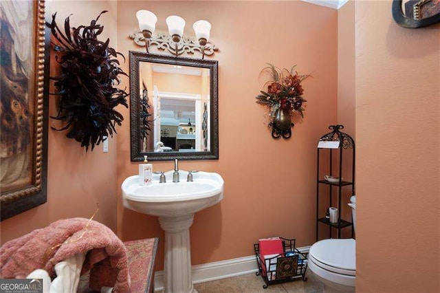 7131 Ridge Rd, Hiram, GA 30141 - bathroom featuring toilet and baseboards