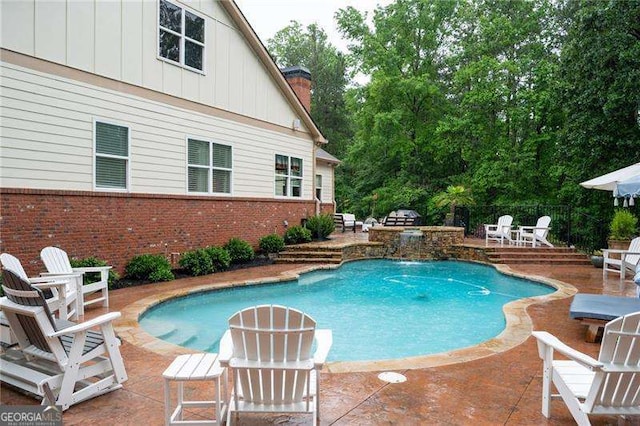 7131 Ridge Rd, Hiram, GA 30141 - view of swimming pool with a patio