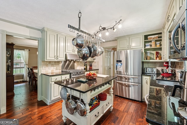 10875 Shagbark Trl, Roswell, GA 30075 - kitchen featuring stainless steel appliances, open shelves, backsplash, dark wood-type flooring, and crown molding