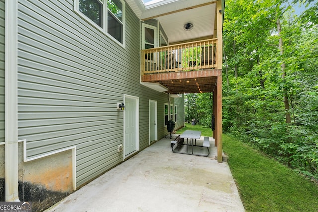 5102 Yellow Stone Dr, Flowery Branch, GA 30542 - view of patio / terrace featuring a wooden deck