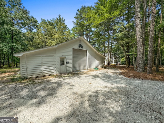 607 Lees Mill Rd, Fayetteville, GA 30214 - view of garage