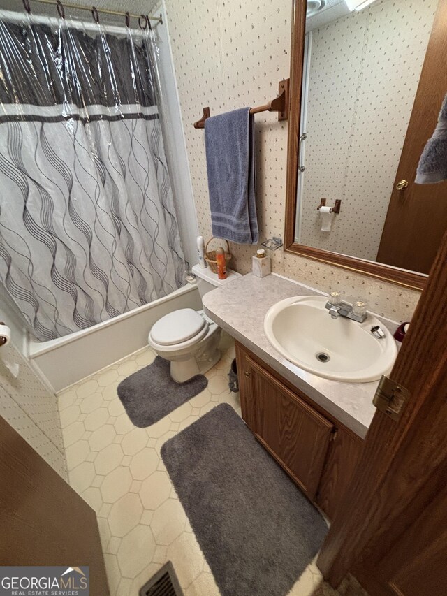 268 Daisy Adams Rd, Cochran, GA 31014