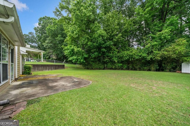 467 Ravinia Way, Lawrenceville, GA 30044 - view of yard with a patio area