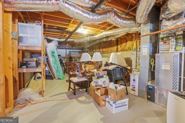 2535 Winthrope Way, Lawrenceville, GA 30044 - unfinished below grade area with heating unit