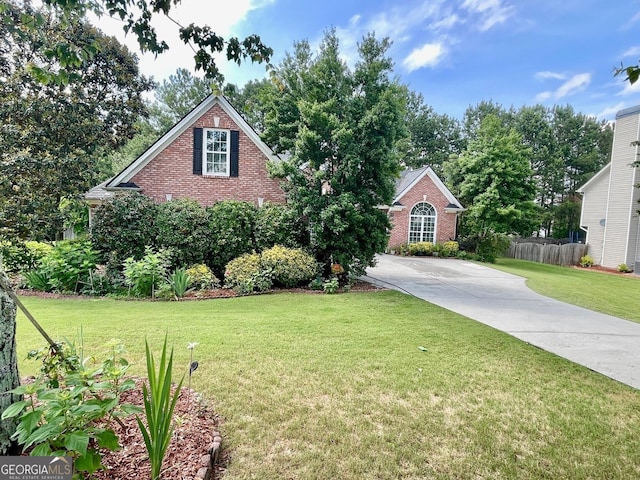 1902 Commons View Cir, Snellville, GA 30078 - view of front of house featuring brick siding