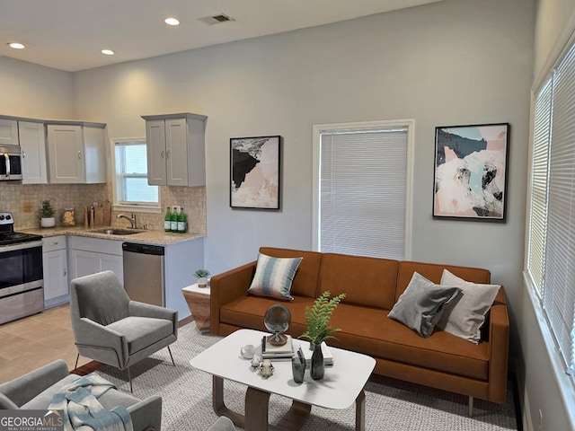 490 Rockwell St SW, Atlanta, GA 30310 - living area with recessed lighting