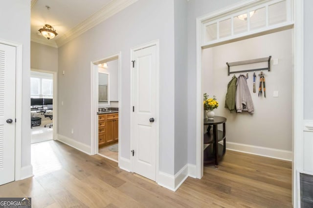 11 Perimeter Ctr E Unit 1412, Atlanta, GA 30346 - hall featuring light wood-style flooring and ornamental molding