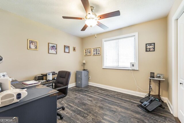 213 Feagin Mill Rd, Warner Robins, GA 31088 - office space featuring a ceiling fan, dark wood finished floors, baseboards, and a textured ceiling