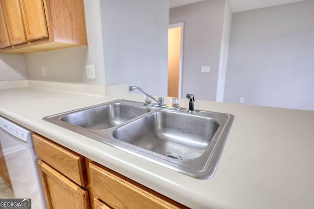 5587 Strathmoor Manor Cir, Lithonia, GA 30058 - kitchen featuring a sink, dishwasher, and light countertops