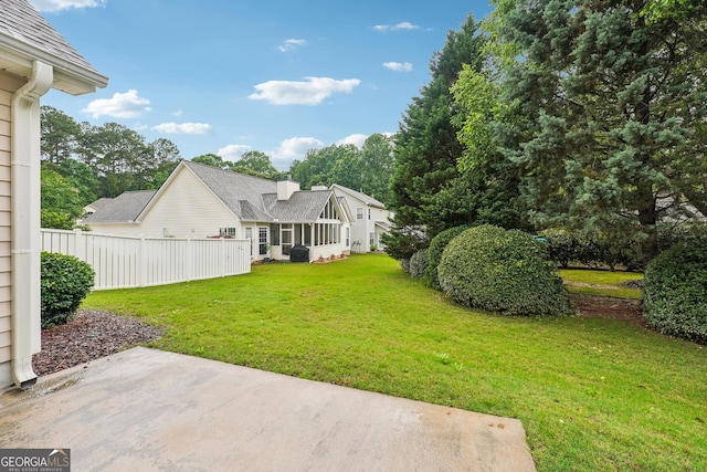412 Rock Creek Dr, Peachtree City, GA 30269 - view of yard with a patio