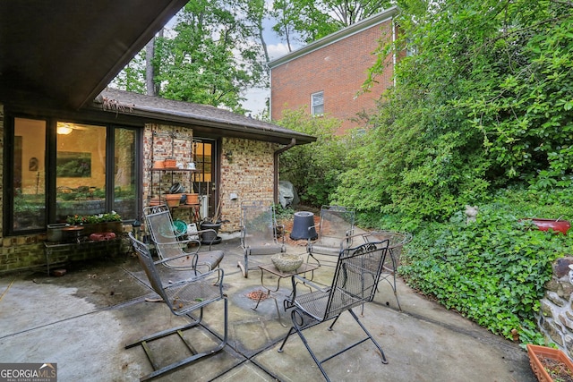 2700 Regency Dr E, Tucker, GA 30084 - view of patio / terrace