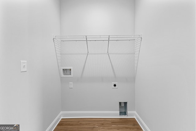211 Lenox Cir, Lagrange, GA 30241 - laundry room with washer hookup, electric dryer hookup, dark wood-style flooring, and baseboards