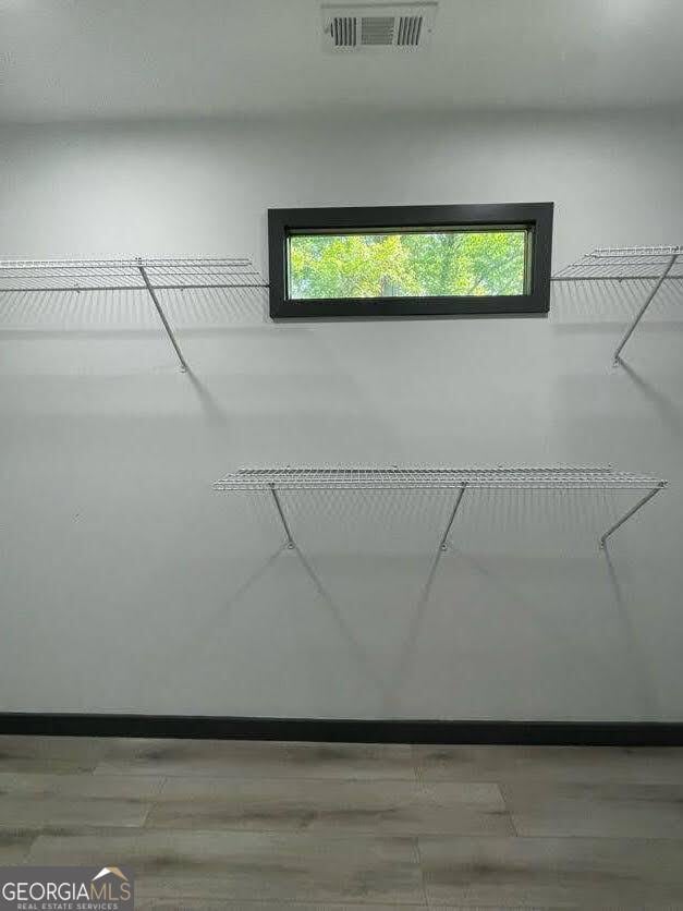 185 Glenrose Cir SW, Atlanta, GA 30354 - view of spacious closet