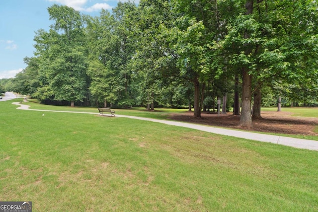 3743 Lake Edge Dr, Suwanee, GA 30024 - view of property's community with a yard