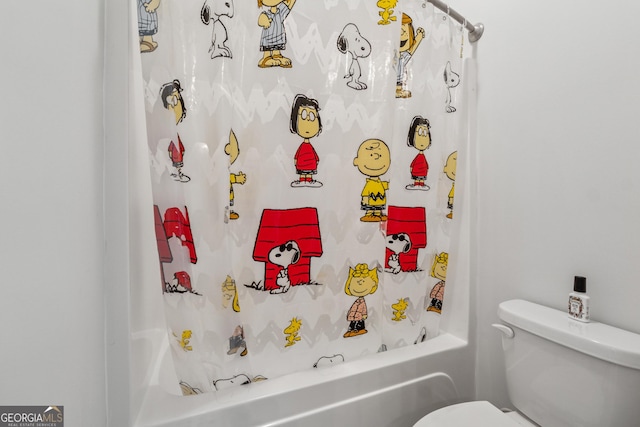 3755 Gardenside Ct, Alpharetta, GA 30004 - bathroom featuring toilet and shower / bath combination with curtain