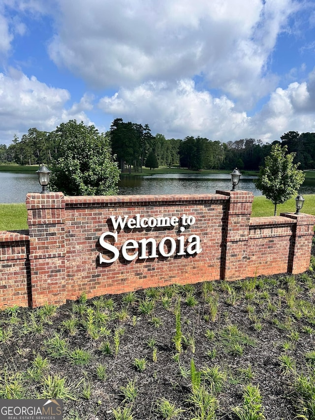 653 Al Roberts Rd, Senoia, GA 30276 - community / neighborhood sign with a water view