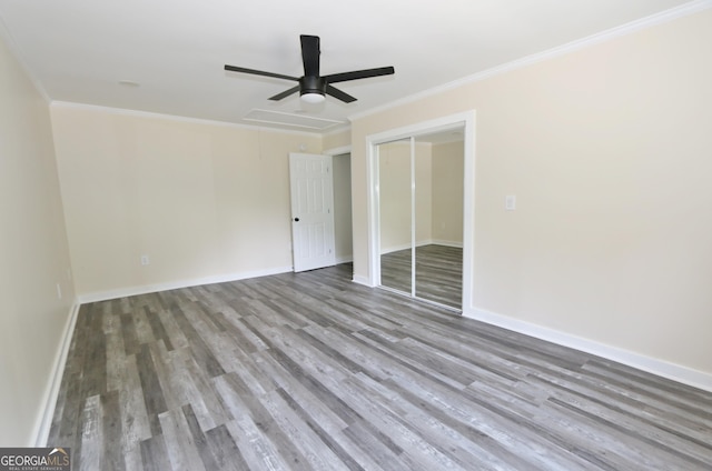 3434 Union Point Rd, Union Point, GA 30669 - empty room featuring wood finished floors, ornamental molding, baseboards, and a ceiling fan