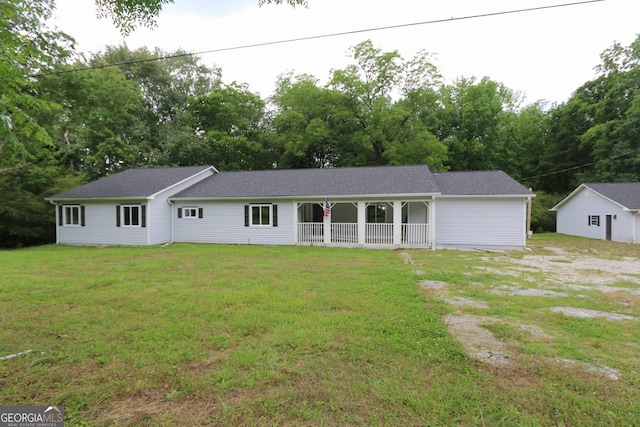 3434 Union Point Rd, Union Point, GA 30669 - single story home featuring a front lawn and a porch