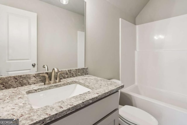 4300 Links Blvd, Jefferson, GA 30549 - full bathroom with toilet, vanity, and bathing tub / shower combination
