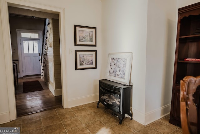 428 Elm St, Barnesville, GA 30204 - hall featuring baseboards
