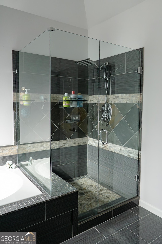4046 Creekview Ridge Dr, Buford, GA 30518 - full bath featuring a shower stall and baseboards