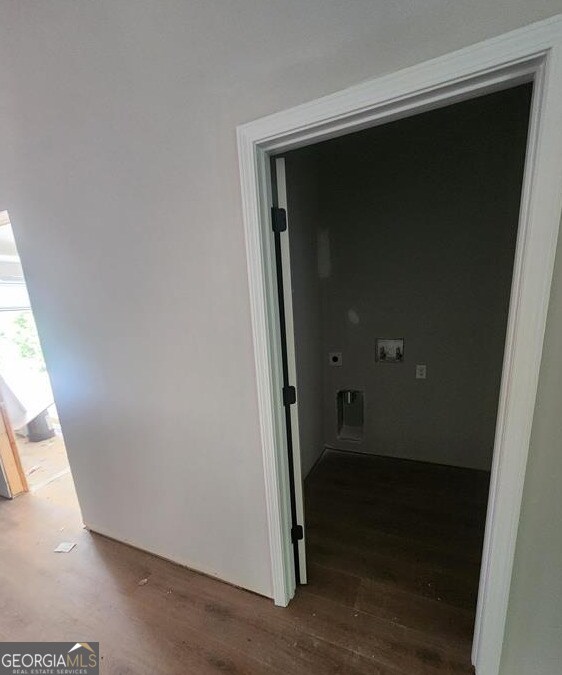 107 Silver Maple Ct, Byron, GA 31008 - corridor featuring wood finished floors