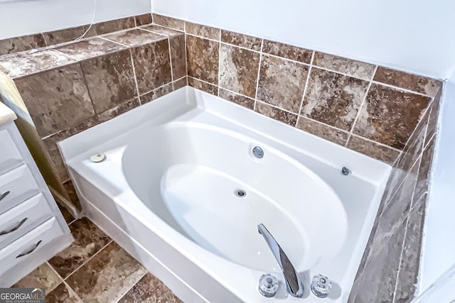 2650 Batavia St, East Point, GA 30344 - full bathroom featuring a garden tub