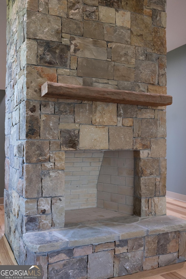 5700 Goolsby Rd, Monticello, GA 31064 - detailed view of wood finished floors and baseboards