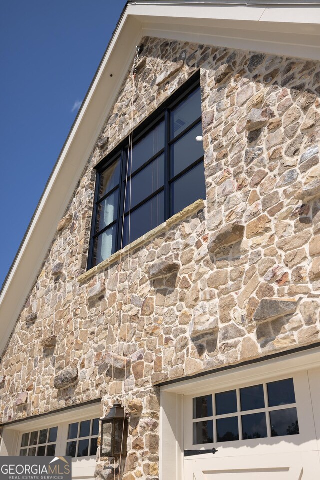 5700 Goolsby Rd, Monticello, GA 31064 - exterior view of stone siding