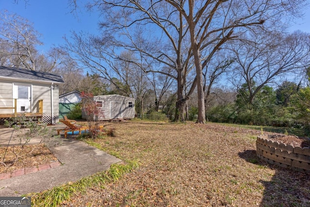 380 Best Dr, Athens, GA 30606 - view of yard featuring a storage shed