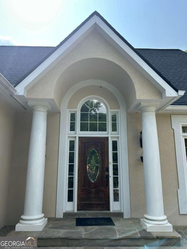 3309 Bethany Bnd, Alpharetta, GA 30004 - entrance to property with a shingled roof and stucco siding