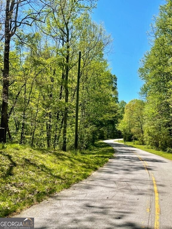 5808 Hensley Rd, Lula, GA 30554