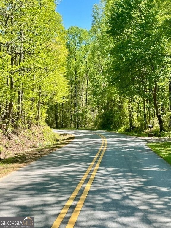 5808 Hensley Rd, Lula, GA 30554