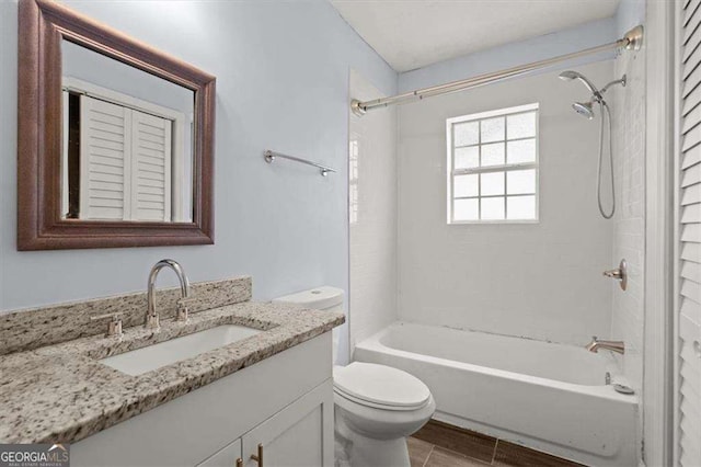 1686 Alvarado Ter SW, Atlanta, GA 30310 - full bath with vanity and tub / shower combination