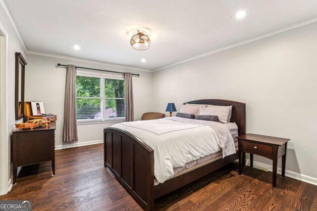 5860 Riverwood Dr, Sandy Springs, GA 30328 - bedroom with baseboards, ornamental molding, dark wood-style floors, and recessed lighting